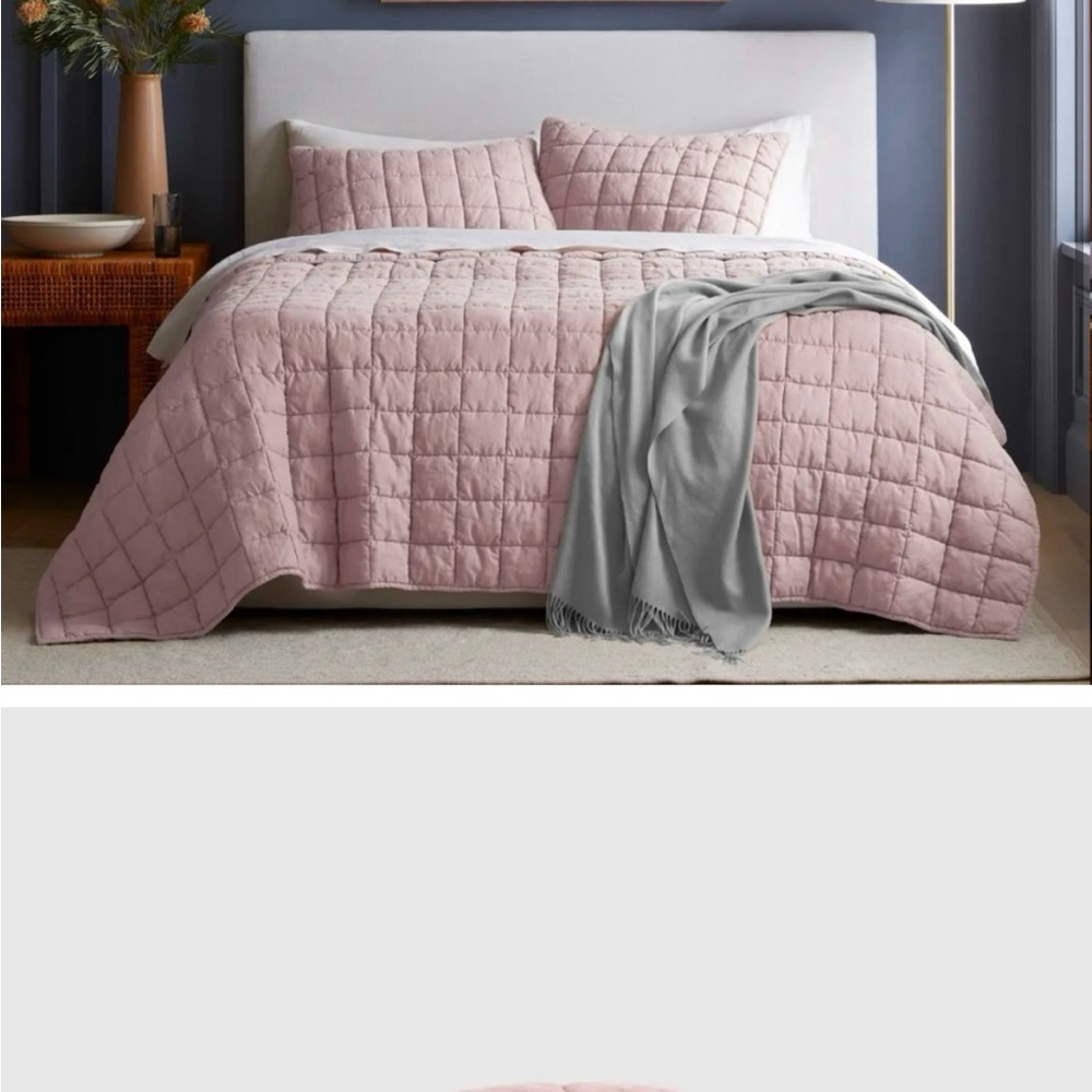 Quince Luxurious Dusty Mauve Pink Quilted Bedding Set - Picture 2 of 4